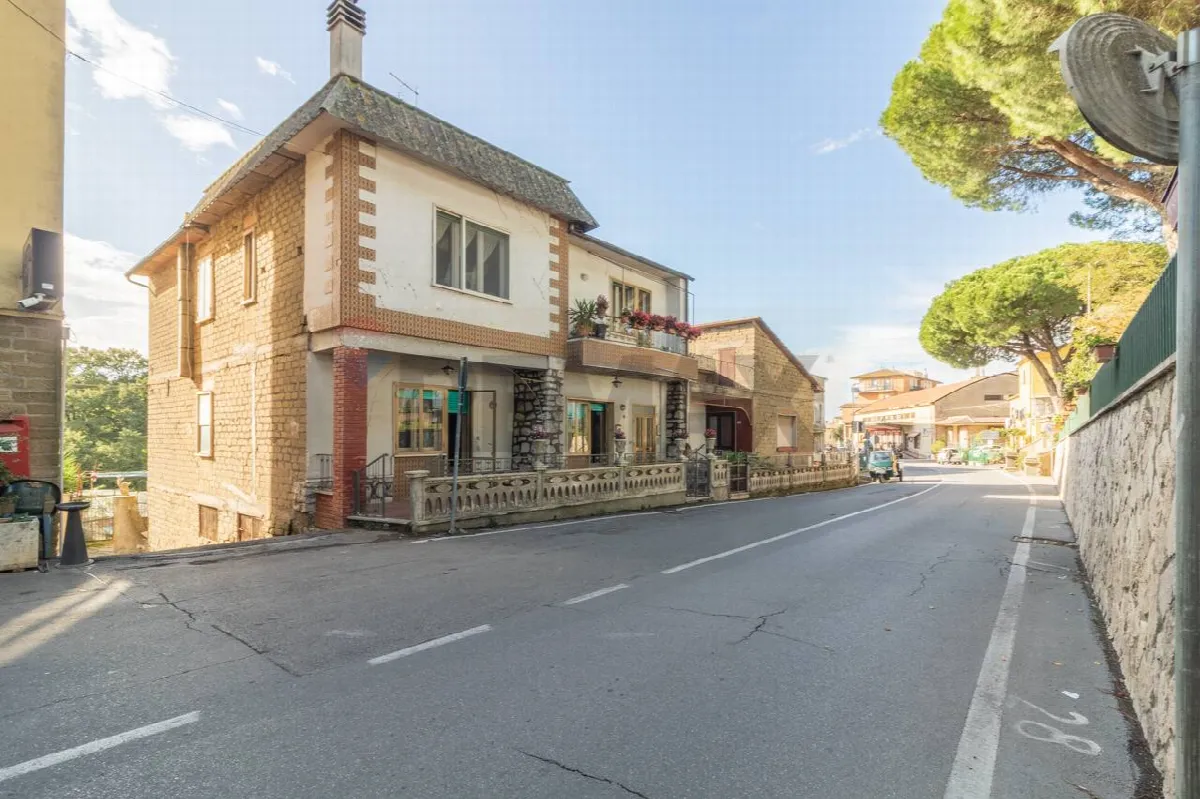 Appartamento in vendita a Ischia di Castro - foto 2