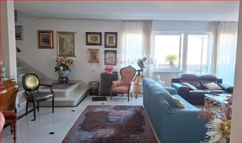 Appartamento in vendita a Carrara, Marina Di Carrara - foto 1