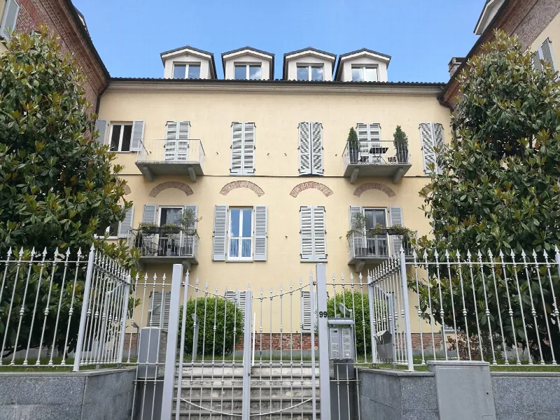 Appartamento in vendita ad Asti, Centro - foto 1