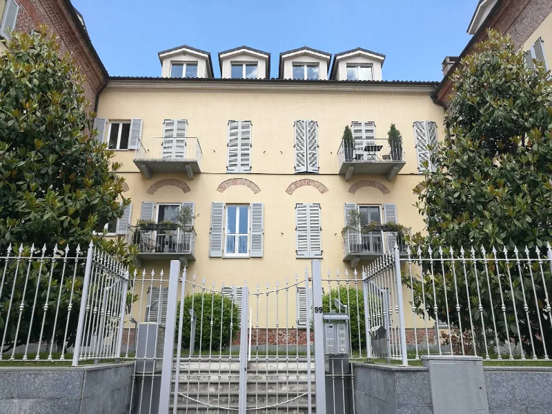 Appartamento in vendita ad Asti, Centro - foto 1