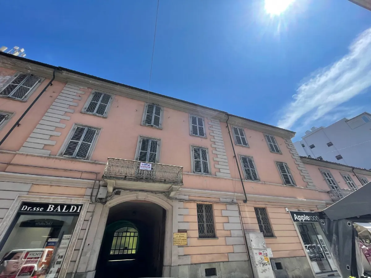 Appartamento in vendita ad Asti, Centro - foto 3