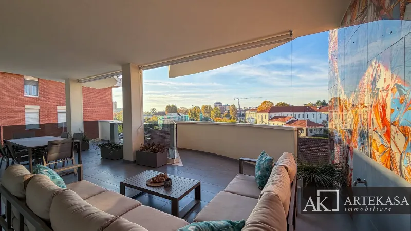 Appartamento in vendita a Novara, Porta Mortara, Sacro Cuore, San Martino, San Paolo - foto 1