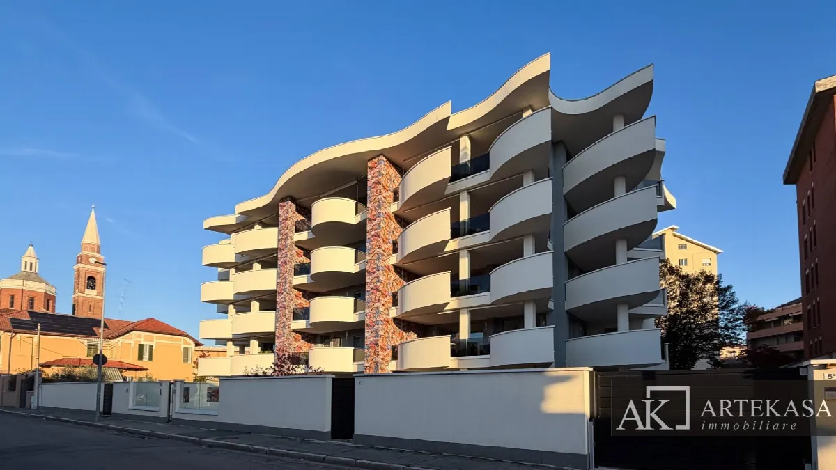 Appartamento in vendita a Novara, Porta Mortara, Sacro Cuore, San Martino, San Paolo - foto 2