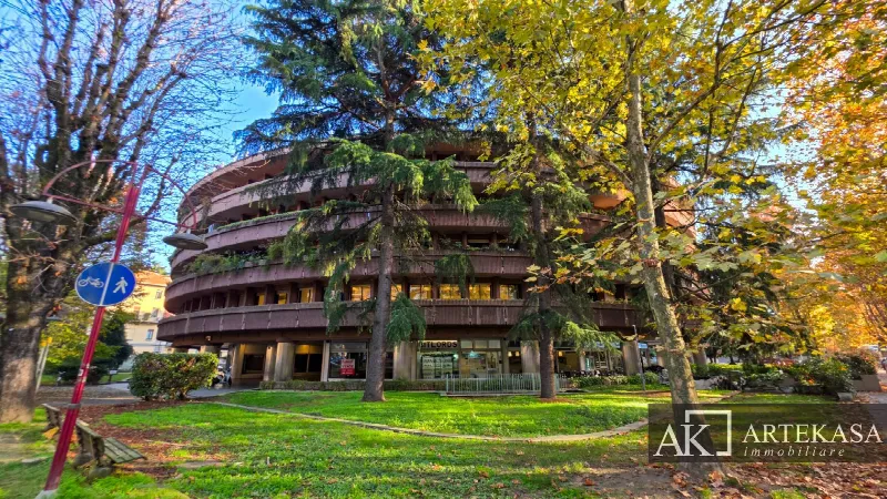 Appartamento in vendita a Novara, Centro - foto 1
