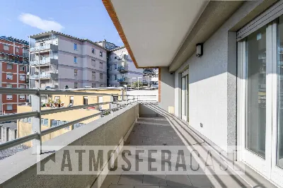 Appartamento in vendita a Bergamo, Borgo P... - foto 2