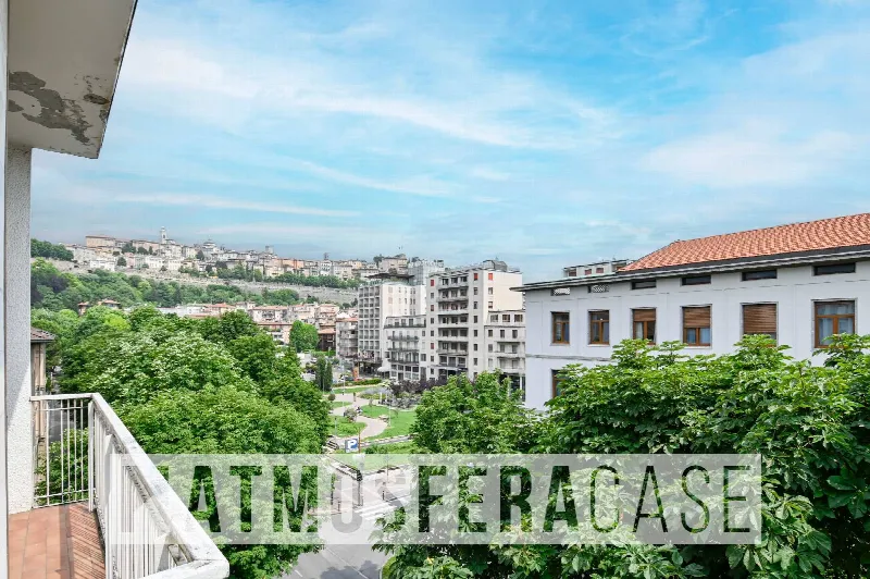 Appartamento in vendita a Bergamo, Borgo Palazzo, Centro, Stazione - foto 1