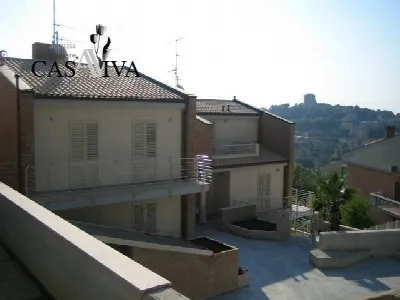 Appartamento in vendita ad Acquaviva Picen... - foto 1