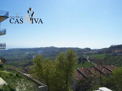 Appartamento in vendita ad Acquaviva Picen... - foto 2