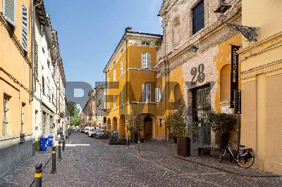 Appartamento in vendita a Parma, Centro - foto 2