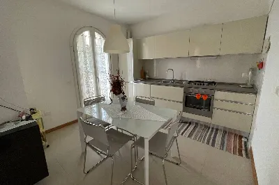 Appartamento in vendita a Pesaro, Montegra... - foto 2