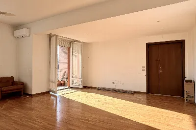 Appartamento in vendita a Pesaro, Mare, Po... - foto 2