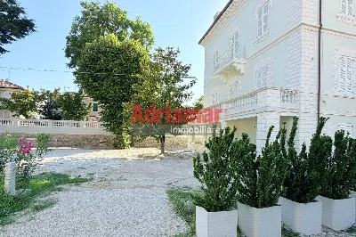 Appartamento in vendita a Pesaro, Mare, Po... - foto 2