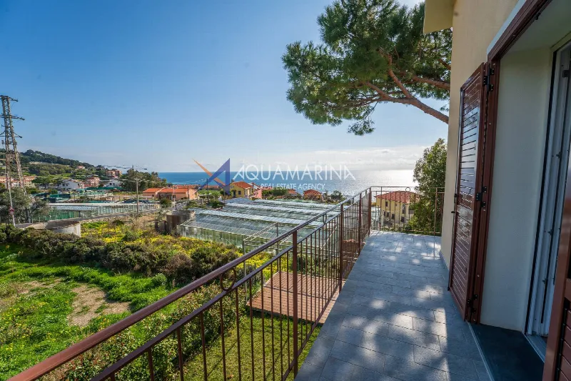 Appartamento in vendita a Cipressa - foto 1