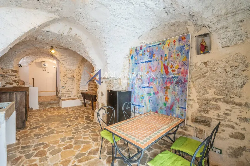 Appartamento in vendita a Cipressa - foto 1