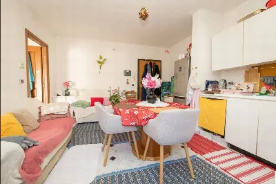 Appartamento in vendita a San Colombano Ce... - foto 2