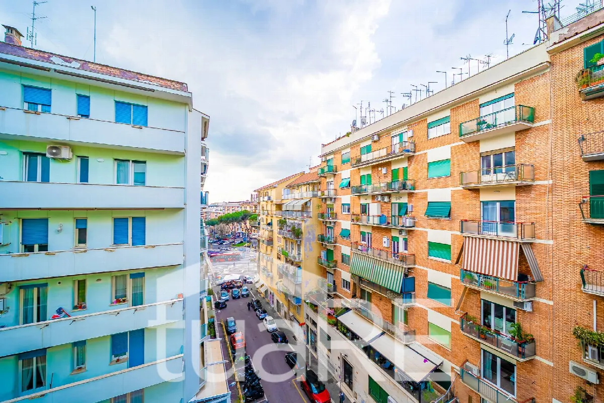 Appartamento in vendita a Roma, Appio Latino, Colli Albani - foto 2
