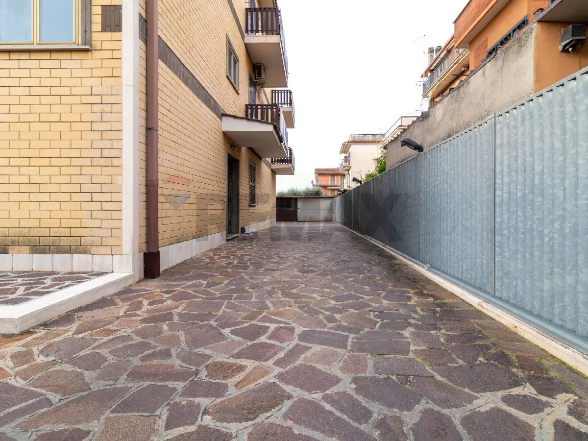 Appartamento in vendita a Roma, Borghesiana, Finocchio - foto 2