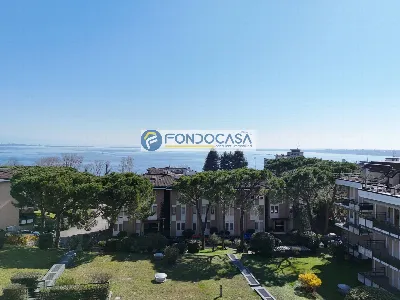 Appartamento in vendita a Desenzano del Ga... - foto 1