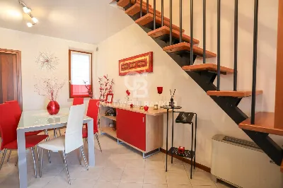 Appartamento in vendita a Desenzano del Ga... - foto 2