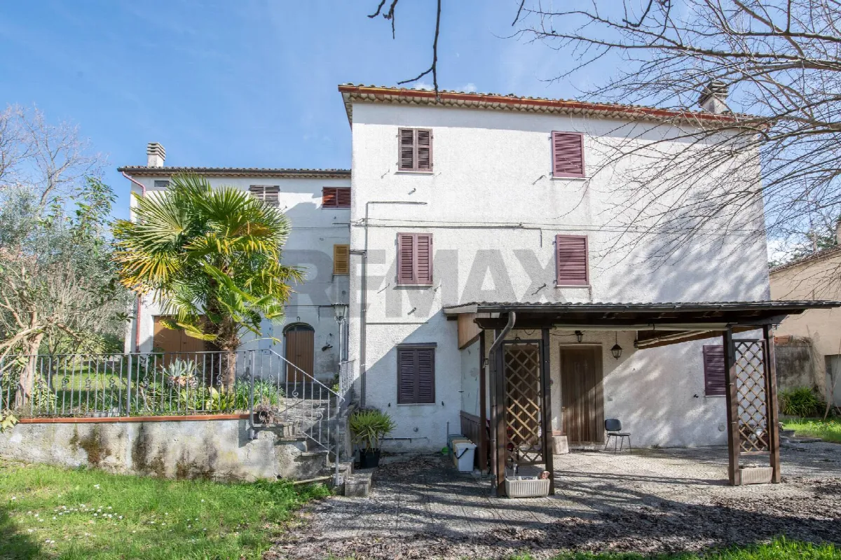 Appartamento in vendita ad Arcevia - foto 2