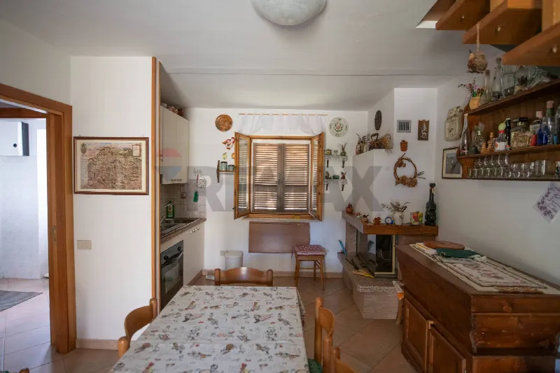 Appartamento in vendita ad Arcevia - foto 1