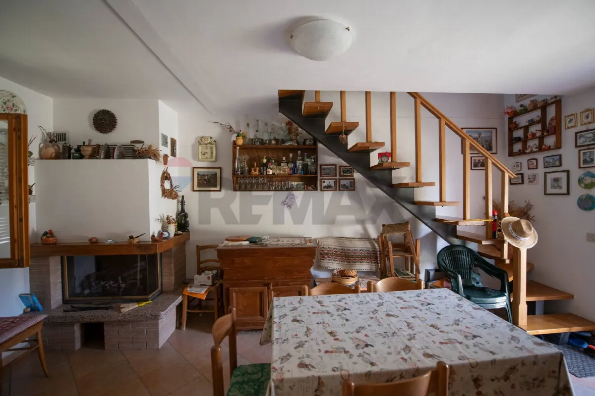 Appartamento in vendita ad Arcevia - foto 3
