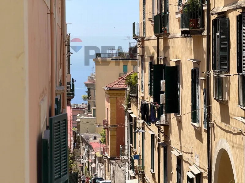 Appartamento in vendita a Napoli, Vomero, Arenella - foto 1