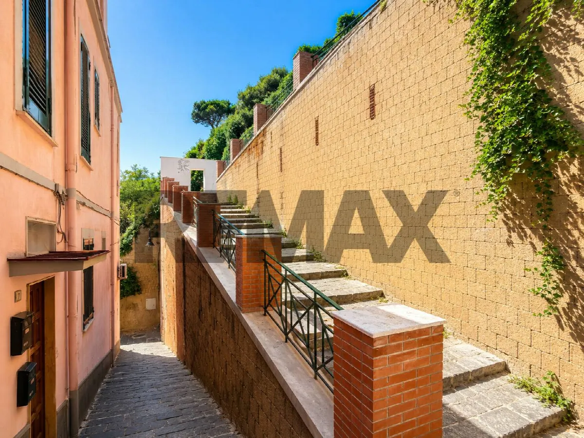 Appartamento in vendita a Pozzuoli - foto 2