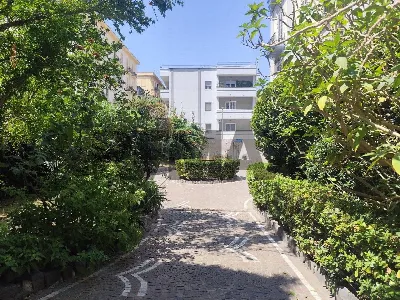 Appartamento in vendita a Napoli, Vomero, ... - foto 2