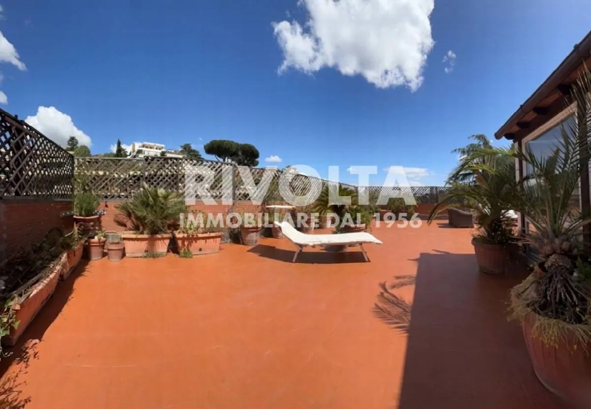 Appartamento in vendita a Roma, Camilluccia, Cortina D'ampezzo - foto 2