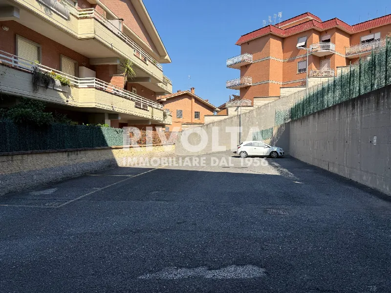 Appartamento in vendita a Roma, Labaro, Prima Porta, Valle Muricana - foto 1