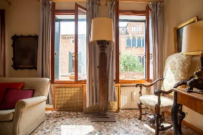 Appartamento in vendita a Venezia, Accadem... - foto 1