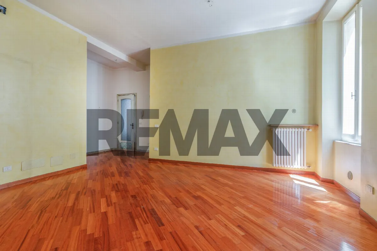 Appartamento in vendita a Parma, Centro - foto 2