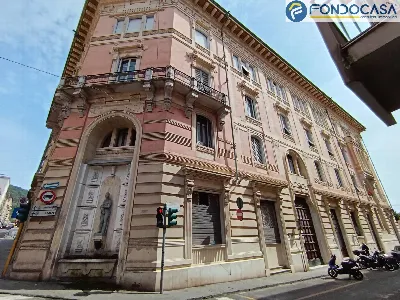Appartamento in vendita a Carrara, Centro - foto 3