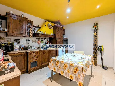 Appartamento in vendita a Massa, Centro, t... - foto 4