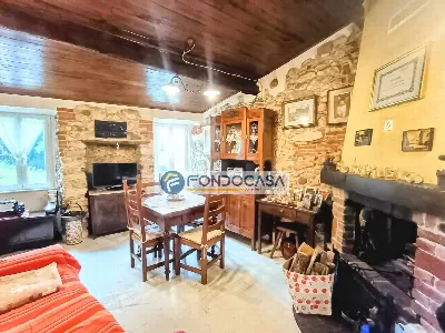 Appartamento in vendita a Carrara, Gragnan... - foto 2