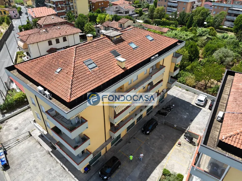 Appartamento in vendita a Carrara, Perticata, Bonascola, Nazzano - foto 1