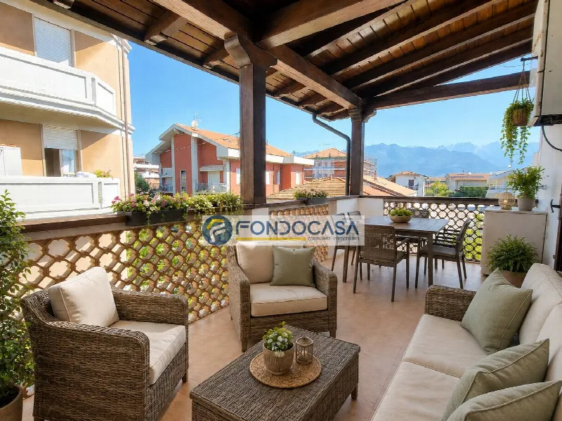 Appartamento in vendita a Massa, Marina Di Massa - foto 1