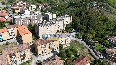 Appartamento in vendita a Carrara, Pertica... - foto 2