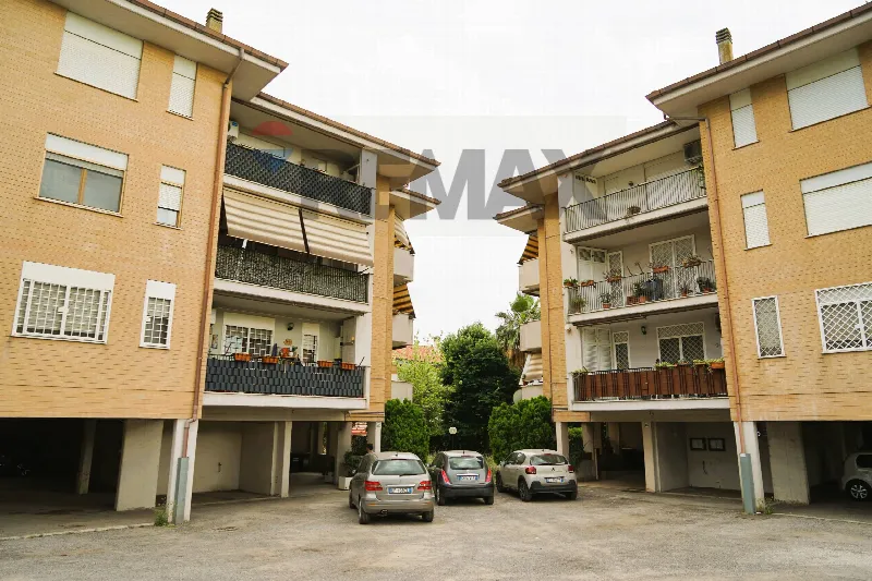 Appartamento in vendita ad Ariccia - foto 1
