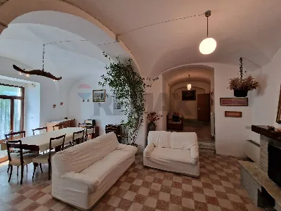Appartamento in vendita a Barrea - foto 1