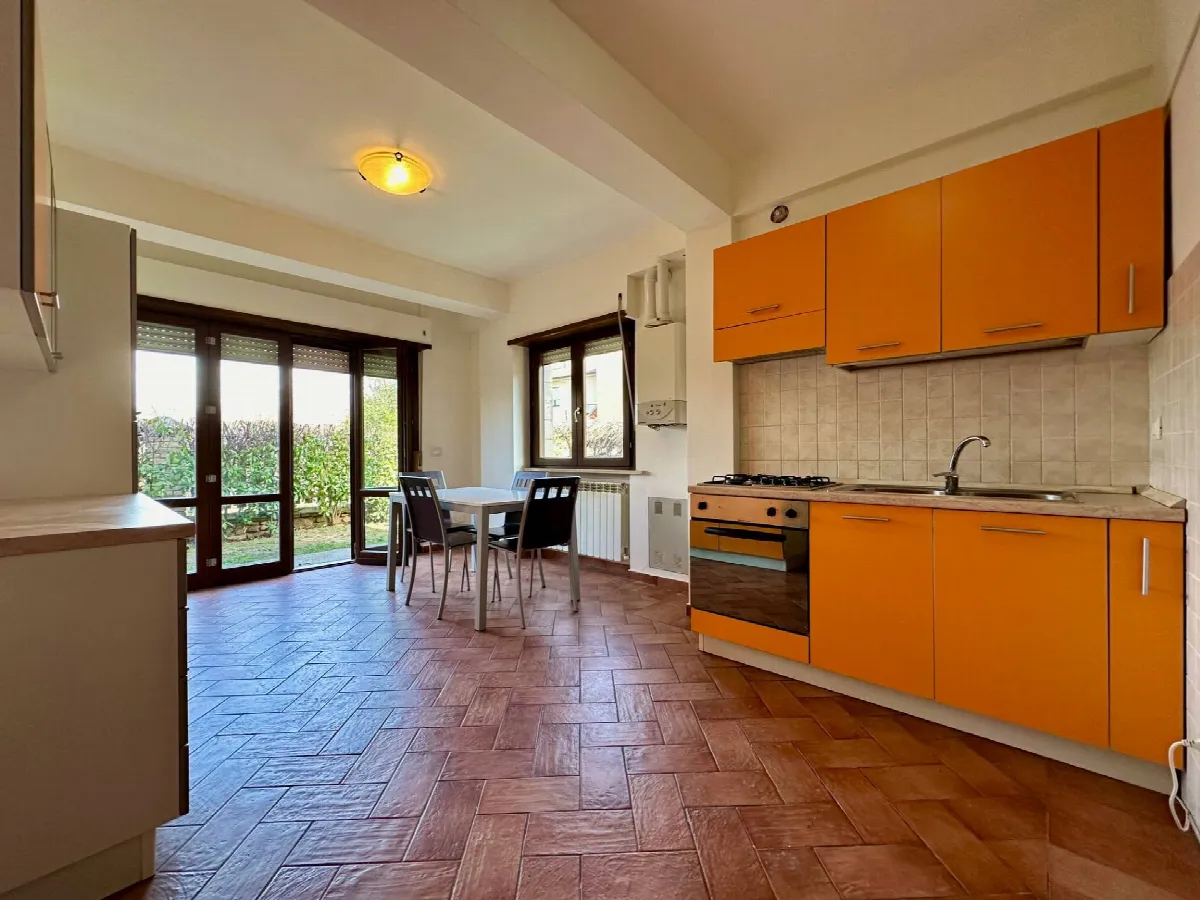 Appartamento in vendita a L'Aquila, Sant'elia, Bazzano, Bagno, Monticchio - foto 2