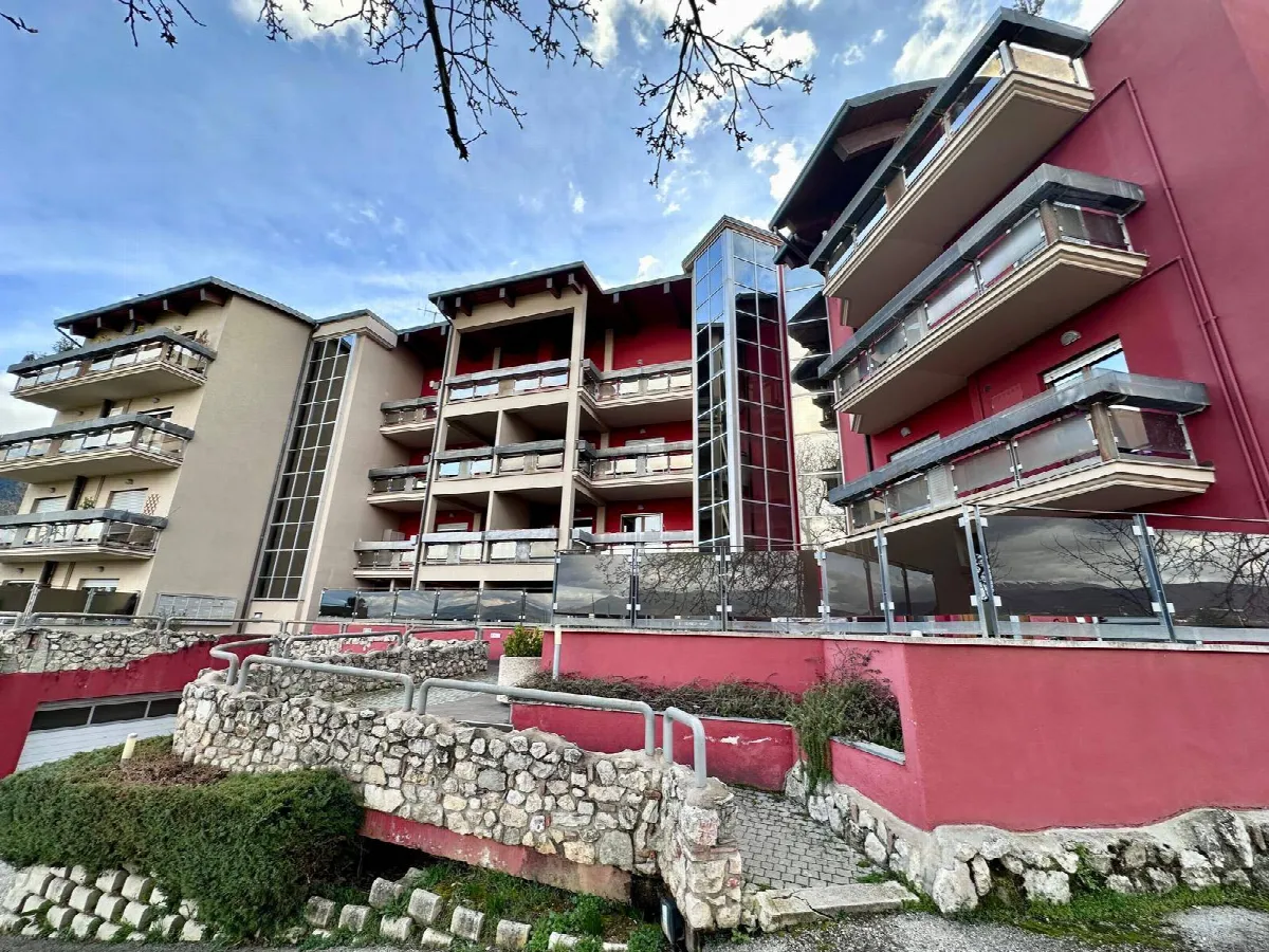 Appartamento in vendita a L'Aquila, Roio, Bellavista, Pianola - foto 2