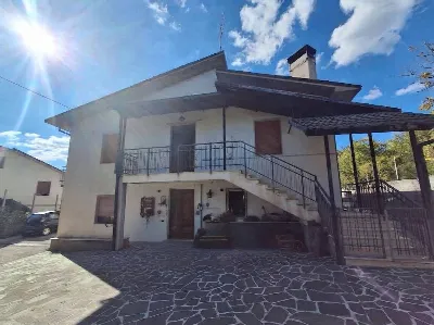 Appartamento in vendita a L'Aquila, Coppit... - foto 1