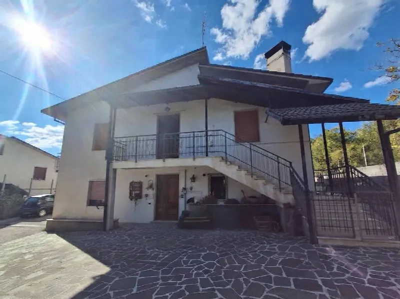 Appartamento in vendita a L'Aquila, Coppito, Preturo, Genzano, Sassa - foto 1
