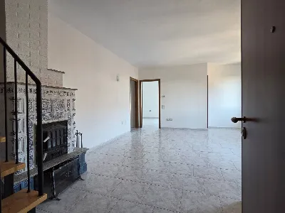 Appartamento in vendita a Torrevecchia Pia - foto 2