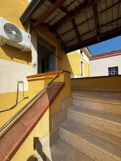 Appartamento in vendita a Pontecagnano Fai... - foto 2