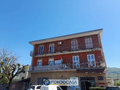 Appartamento in vendita a Giffoni Valle Pi... - foto 2
