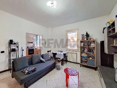 Appartamento in vendita a Castronno - foto 1
