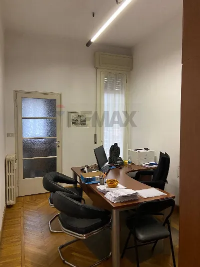 Appartamento in vendita a Varese, Centro, ... - foto 5